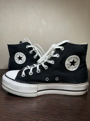 Converse Chuck Taylor All Star Lift 1