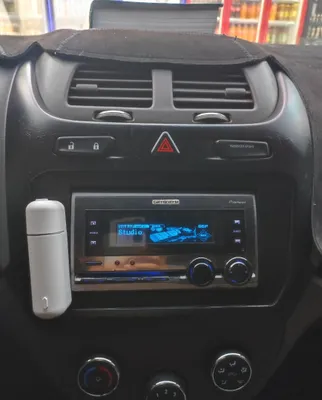 Carozzero FH-P070MD, есть Bluetooth! 1
