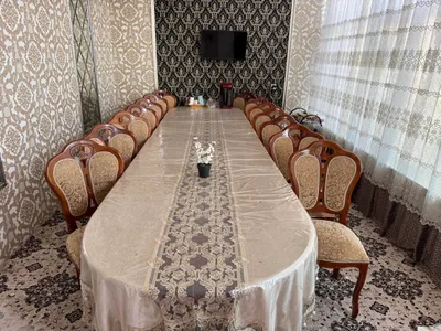 Стол и стулья, 24 места 1