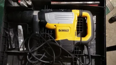 Perforator sotiladi DeWalt orginal 1