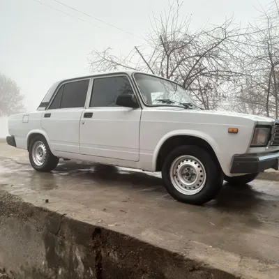 Lada Jiguli VAZ 2107 1