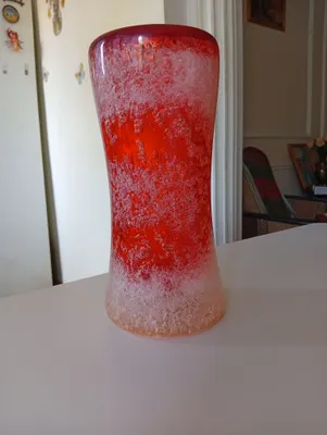 SSSRning katta vazasi. Ko‘pirtirilgan organik shisha. 1