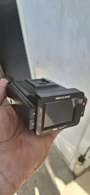 Neoline 9100 видеорегистратор + антирадар, состояние идеальное, на экране есть плёнка 1