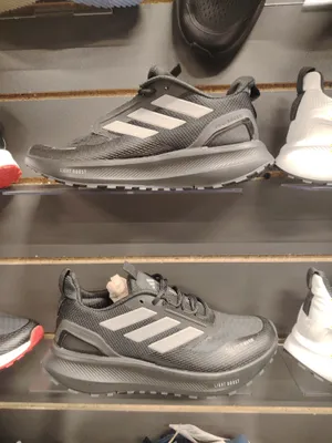 Кроссовки adidas