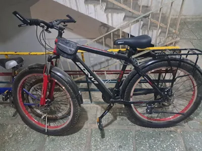Velosiped bonvi yangi bir martta minilgan 1