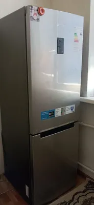 Холодильник Samsung 1