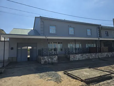 Двухэтажный дом продаётся! 1