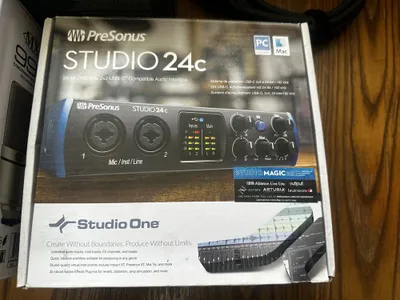 Professional ovoz yozish studiyasi uchun komplekt sotaman 1