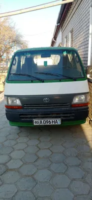 Toyota mikroavtobus 1