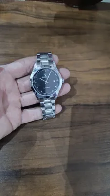 Rolex soat sotiladi. 1