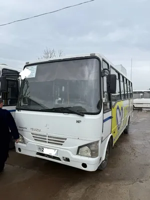 Автобус Isuzu 15