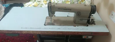 Швейная машина для прямой строчки