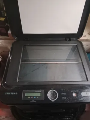 Принтер Samsung, цветной 1