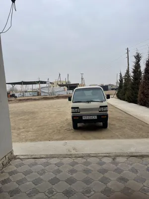 Labo sotiladi kraskisi toza