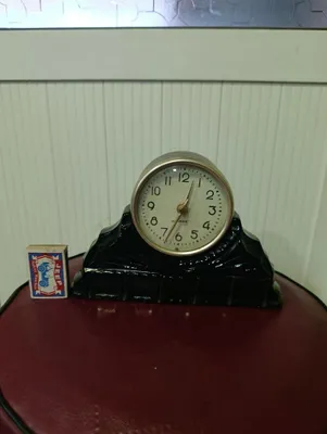 Часы настольные Маяк 1