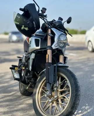 CFMOTO CLX700 Heritage 1