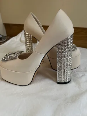 Versace tufli razmeri 36 1
