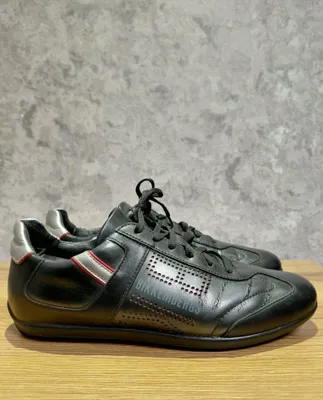 Asl charm Dirk Bikkembergs krossovkalari 1
