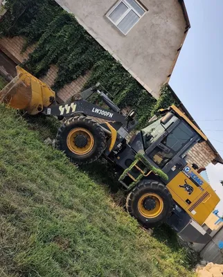Poguruzchik 1.8 XCMG LW300FN 2019 yil sotiladi 1