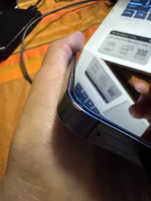 Samsung S24 6