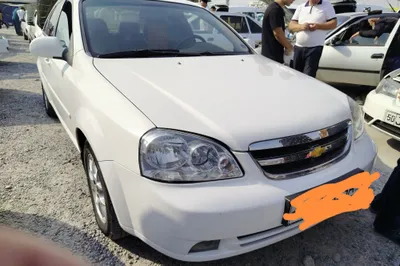 Ласетти 1.8 сотилади 1