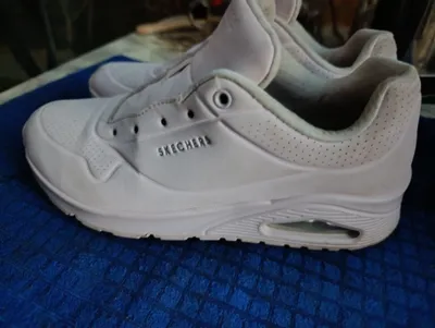 Орегинал америка Бренд SKECHERS состояние янги 2