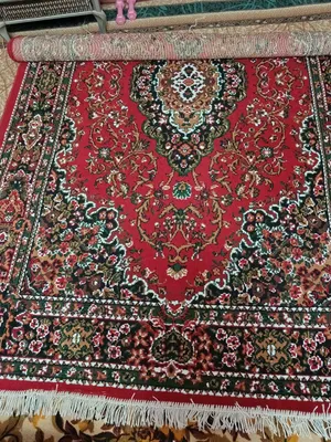 Продам полас в хорошем состояние и ковёр шерсть 1