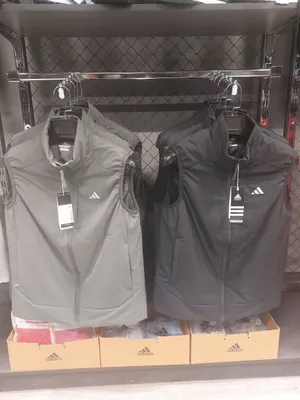 Жилет adidas