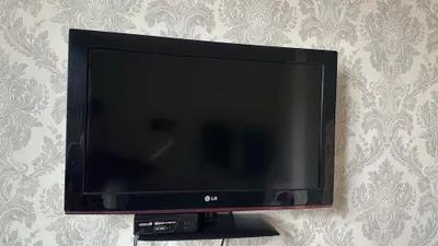 Shoshilinch ravishda yaxshi holatdagi LG LD550 televizori + pult sotiladi