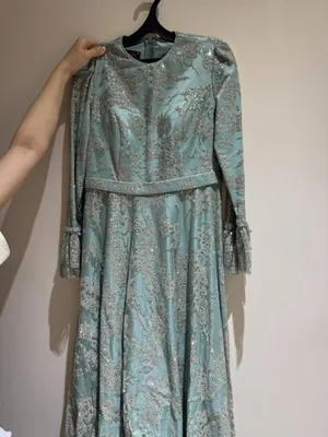 chiroyli ayollar kechki ko‘ylagi, M 1