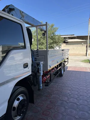 Isuzu manipulator Yili 2012 1