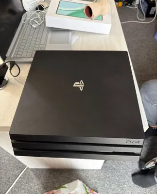 PlayStation 4 Pro 1 ТБ 1