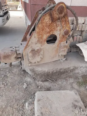 Гидромолот, отбойник 1