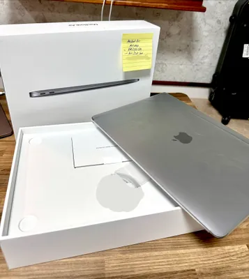 MacBook Air M1 Silver 8/256 — идеал (MacBook-Apple) 1