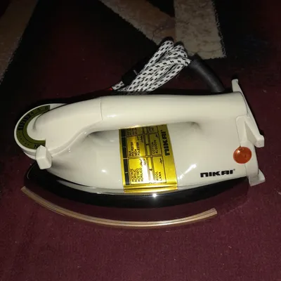 Утюг Nikai 1200 Вт, 724N, новый, не использовался 1