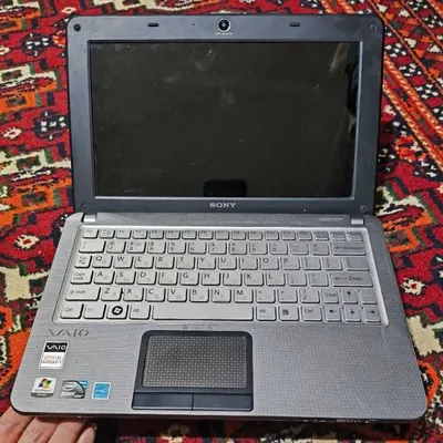 Продается оригинальный компактный ноутбук Sony Vaio в полном комплекте 1