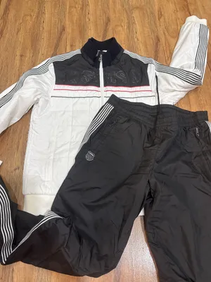 Спортивный костюм KSWISS новый