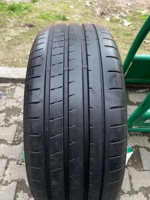Yokohama 245/45R20 1