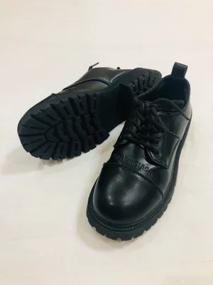 Balenciaga etiklari 1