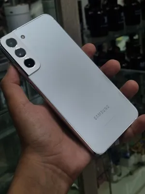 Samsung S22 Plus 1