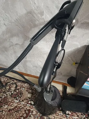 Kiyimlar uchun polga o‘rnatiladigan bug‘lagich, yangi holatda