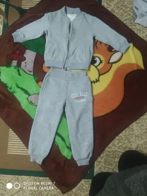 Bolalar pidjaklari, коftalar va shimlar 1