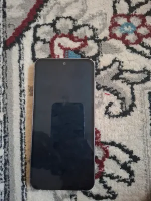 samsung s23 fe  xotirasi 8 128 sotiladi  220$ 1