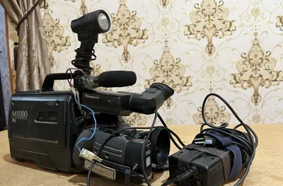 Видеокамера Panasonic M1000 VHS — рабочая, полный комплект 1