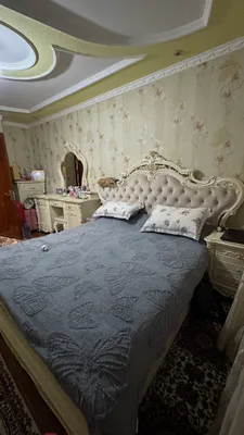 Продаётся спальный комплект 1