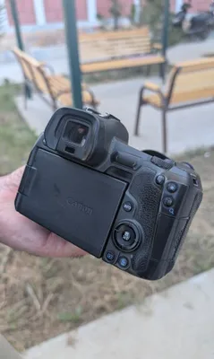 Продаётся Canon R 1