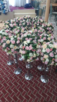 suniy gullar stol ustiga 1