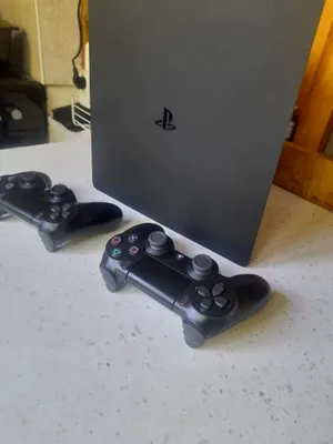 PS4 Slim 1