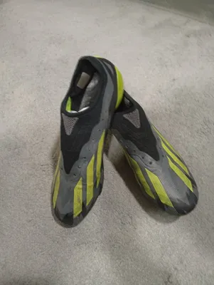Adidas butsi X 43 razmer 1