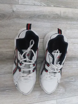 ASICS va NIKE krossovkalari, BTS Pochta orqali yuborishim mumkin 1
